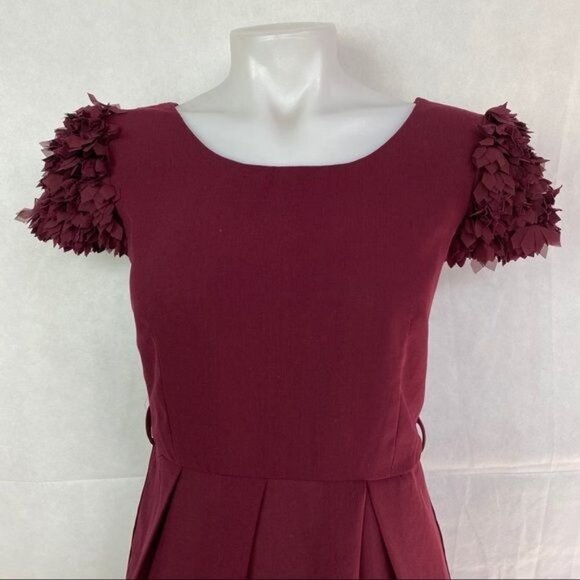 Esley Maroon Body Con Little Party Ruffle Capped Sleeve Dress Size S - Picture 2 of 9